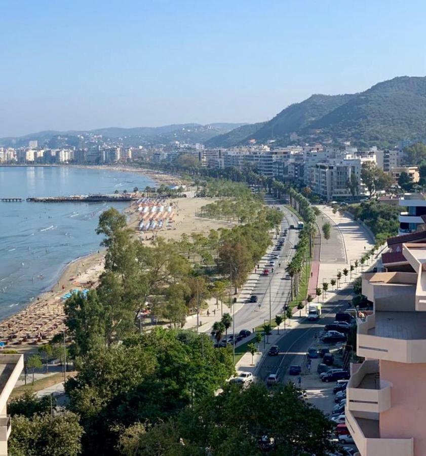 Melody Apartment Vlorë Buitenkant foto
