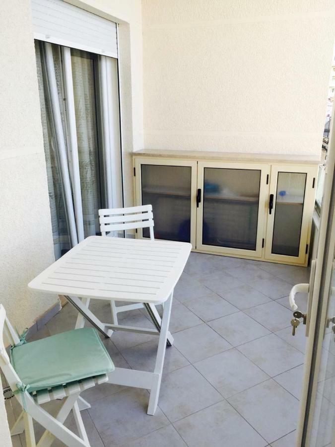 Melody Apartment Vlorë Buitenkant foto